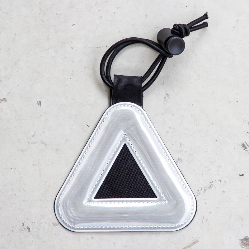 Blue Lug triangle reflector silver